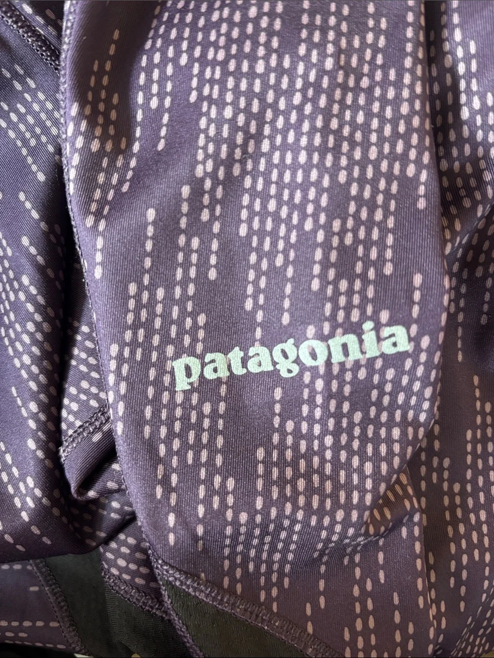 Patagonia Endless Run Tights — Purple Piton small with pocket